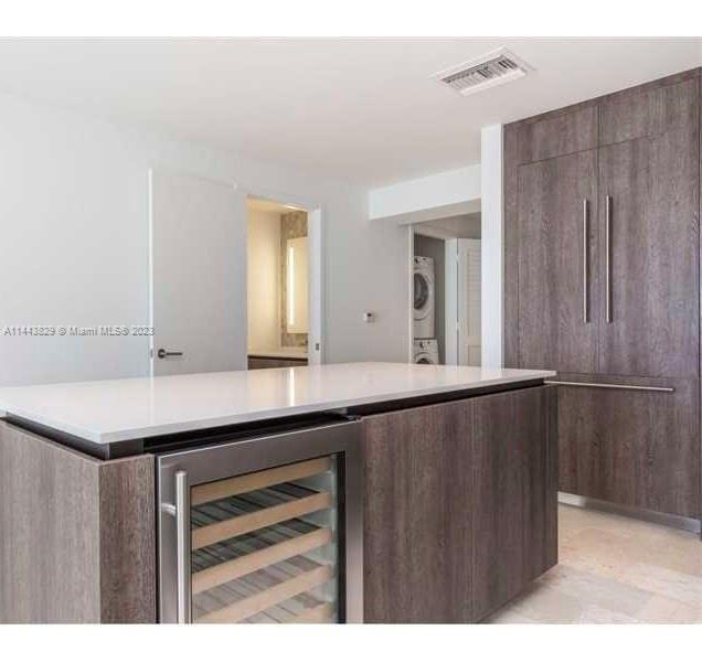 68 SE 6th St # 2705
