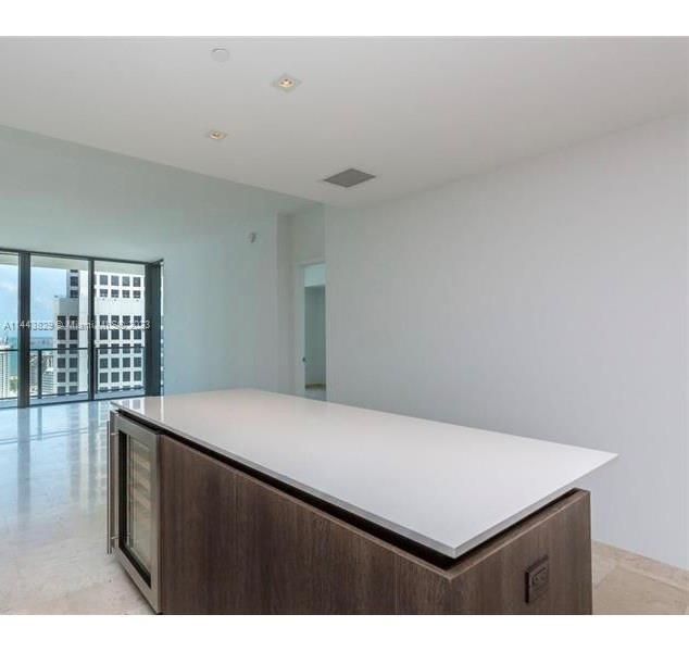 68 SE 6th St # 2705