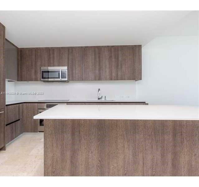 68 SE 6th St # 2705