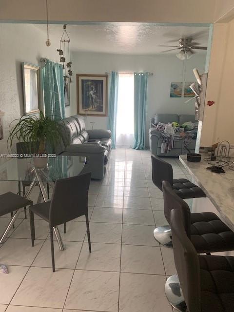 3210 NW 20th St