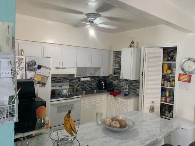 3210 NW 20th St