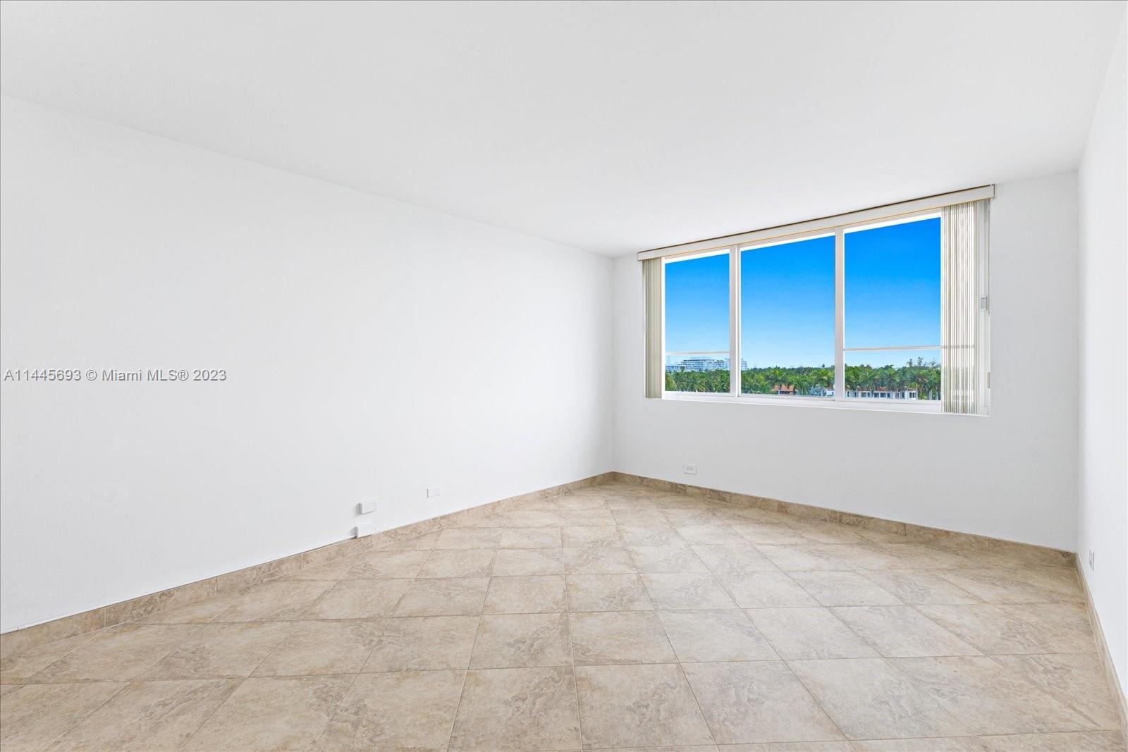 5005 Collins Ave Unit: 607