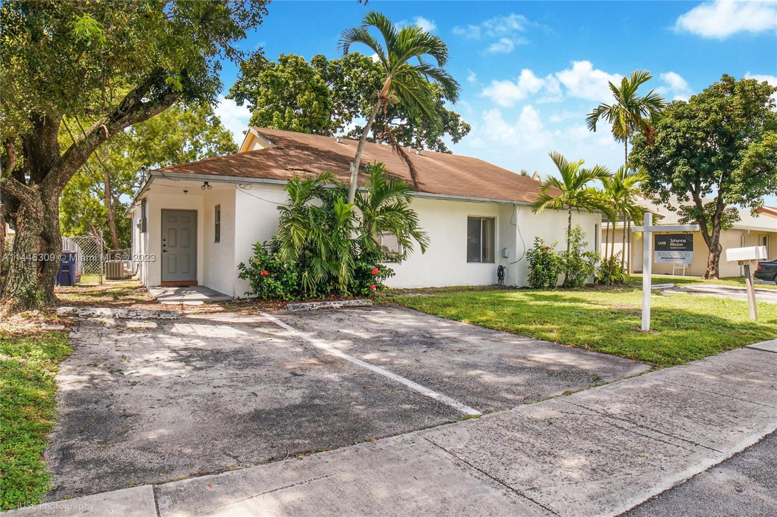 839 SW 8th St