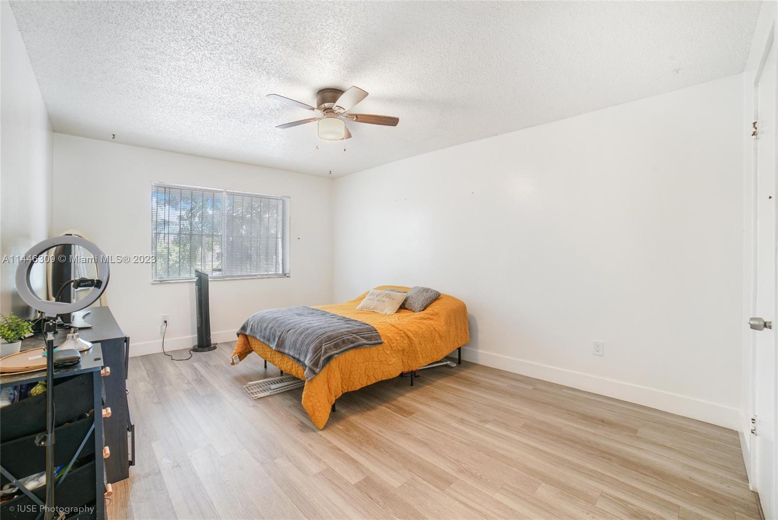 839 SW 8th St