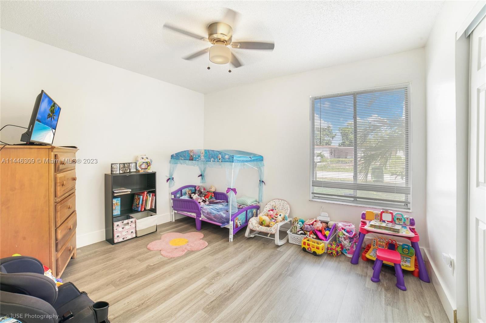 839 SW 8th St