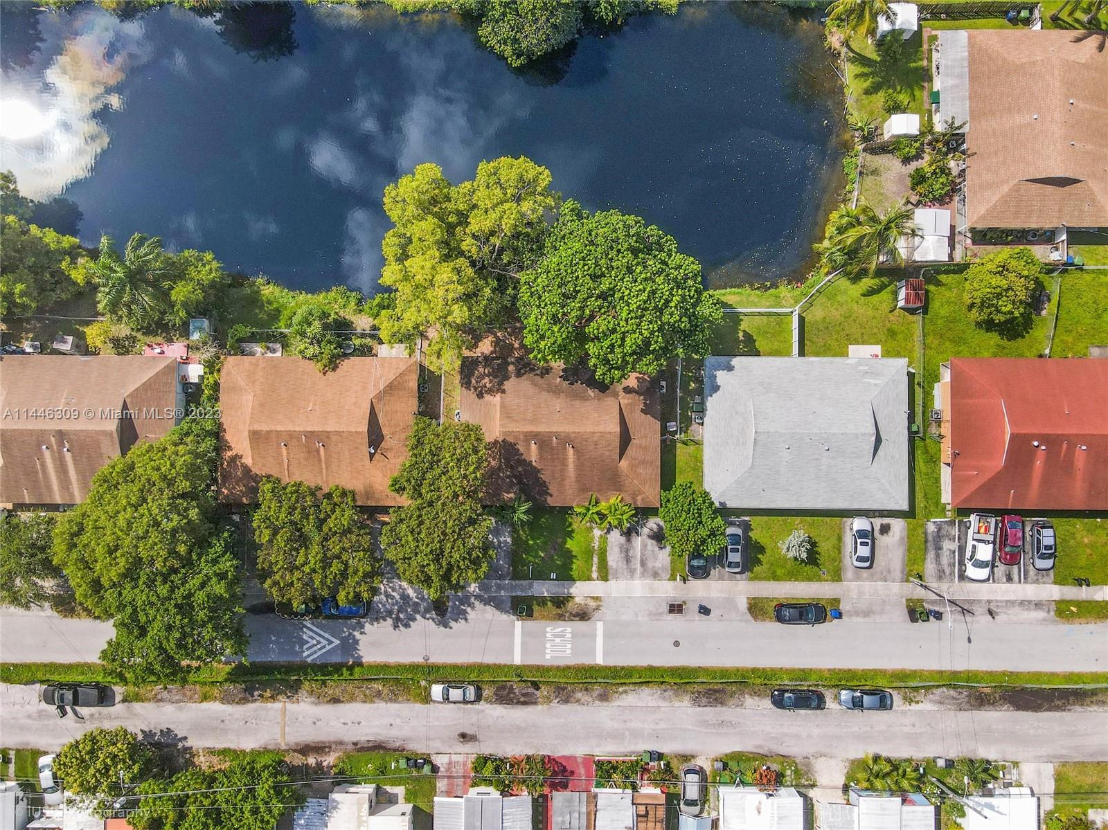 839 SW 8th St