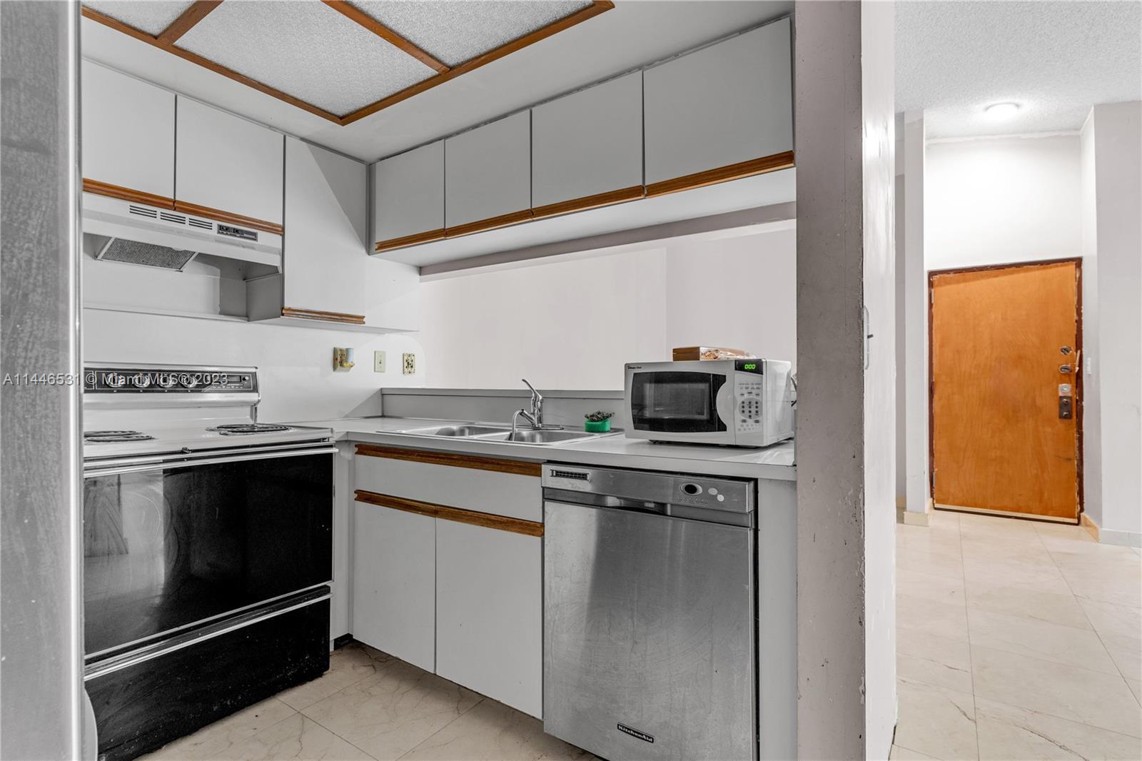 8811 SW 123rd Ct # 1 Unit: 204-1