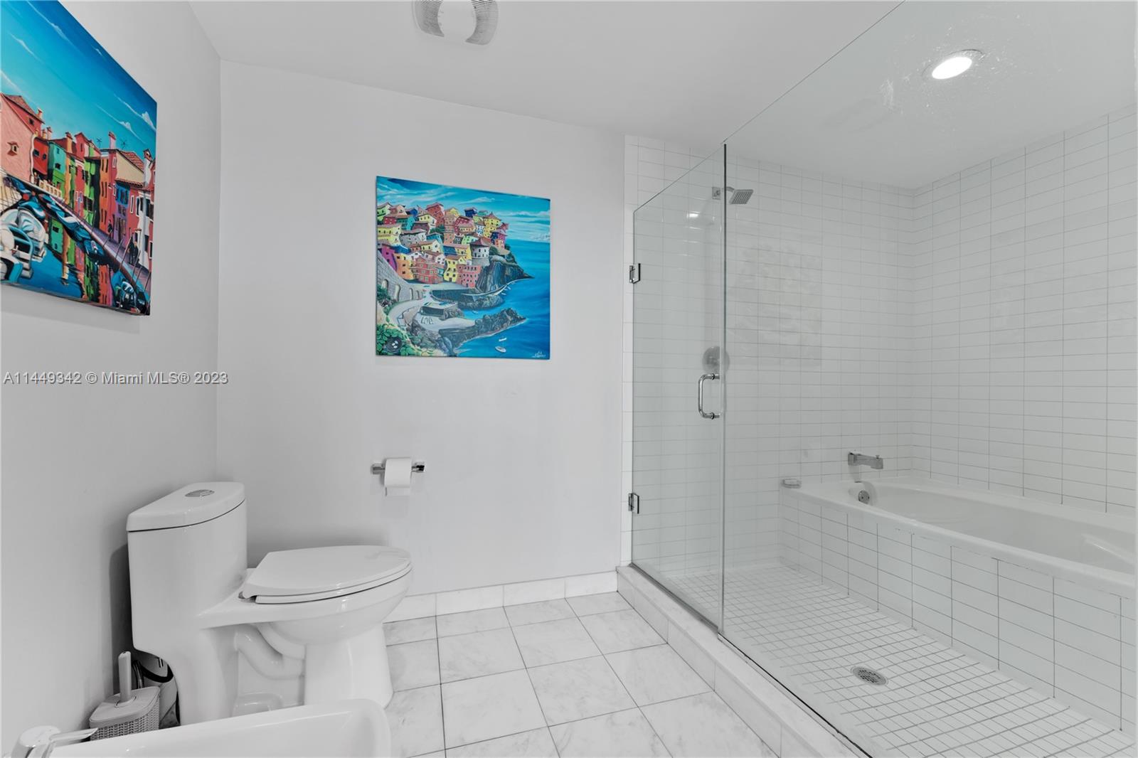 888 Biscayne Blvd # 4006