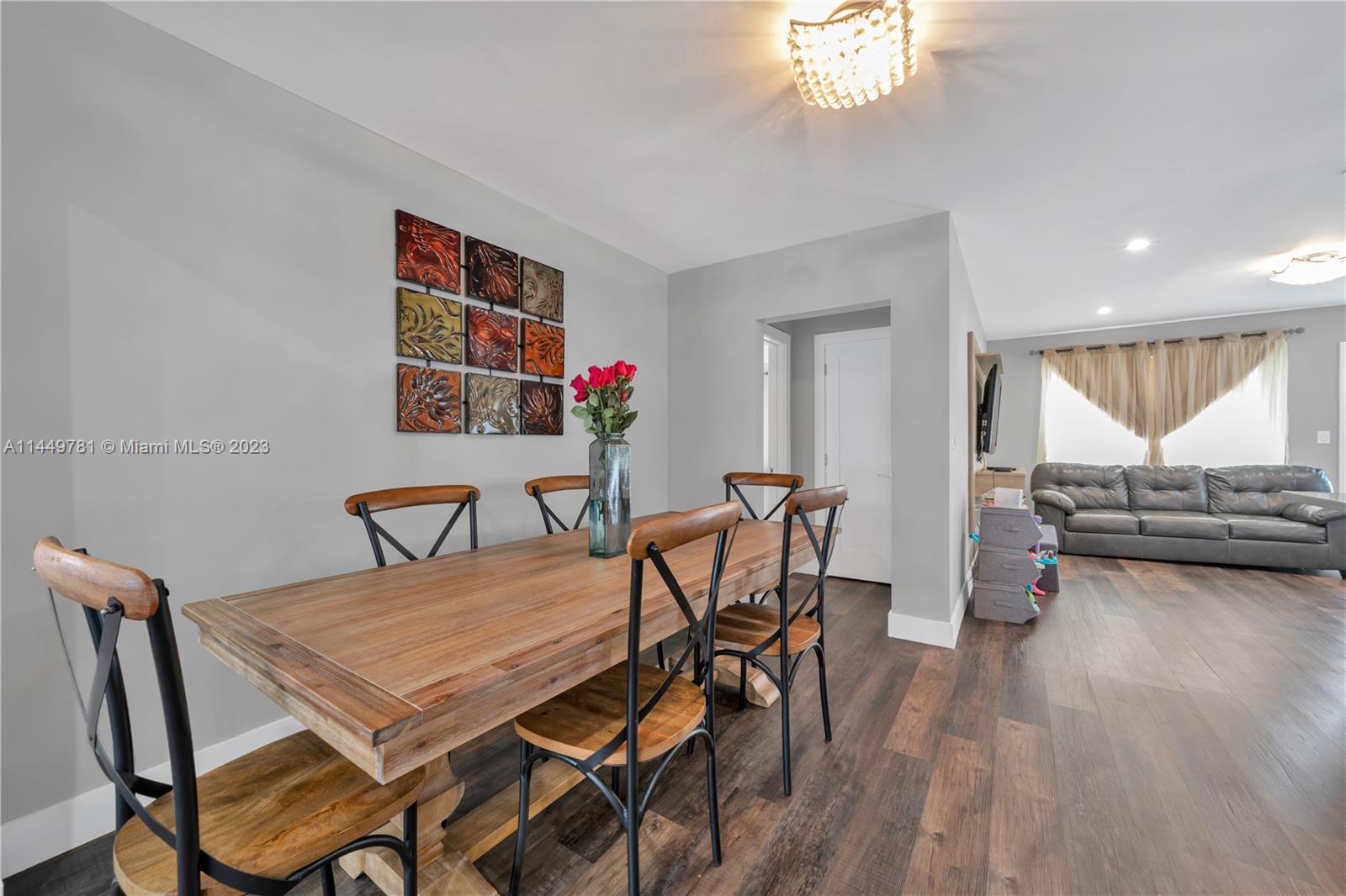 2194 SW 25th Ter