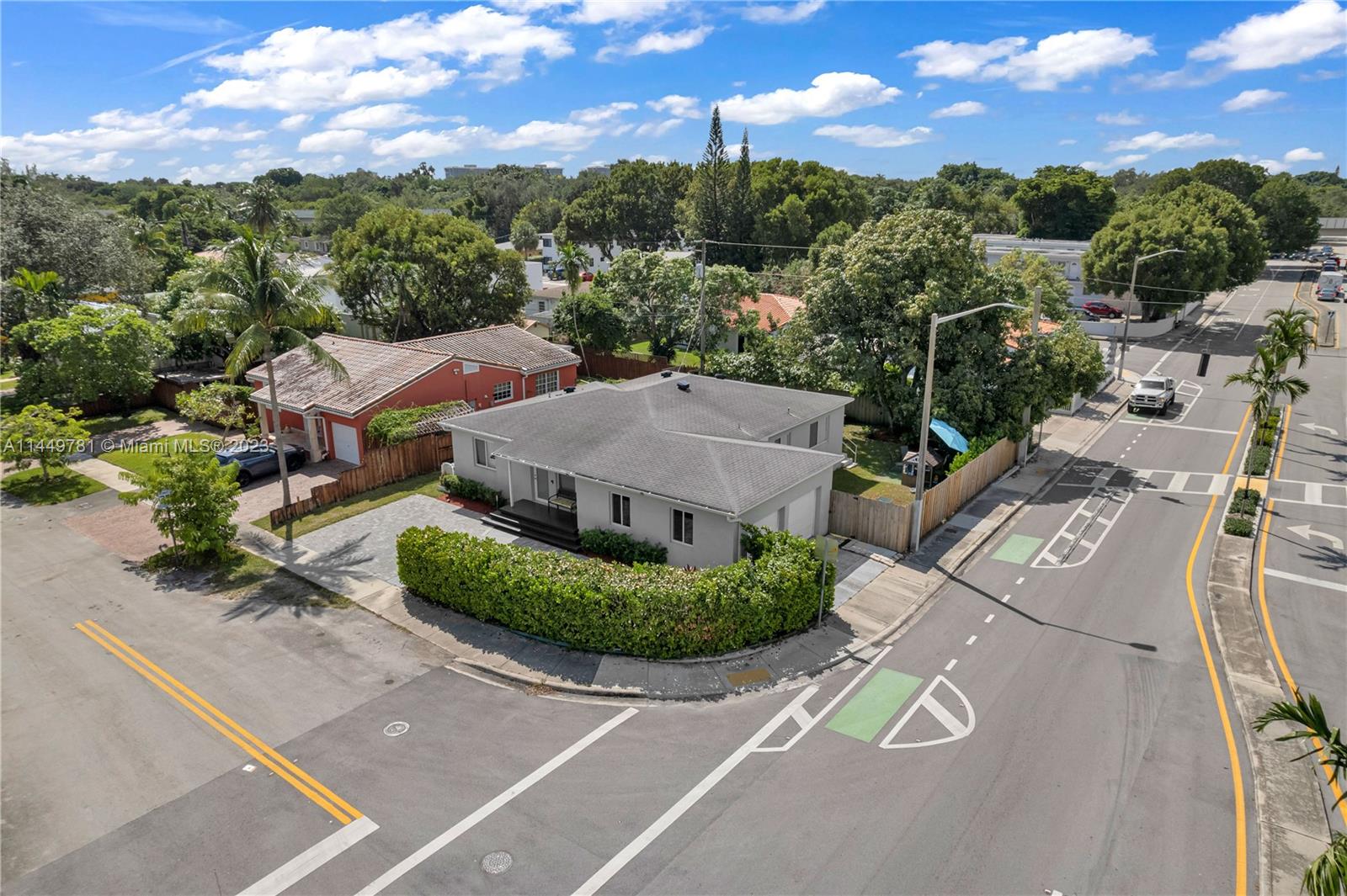 2194 SW 25th Ter
