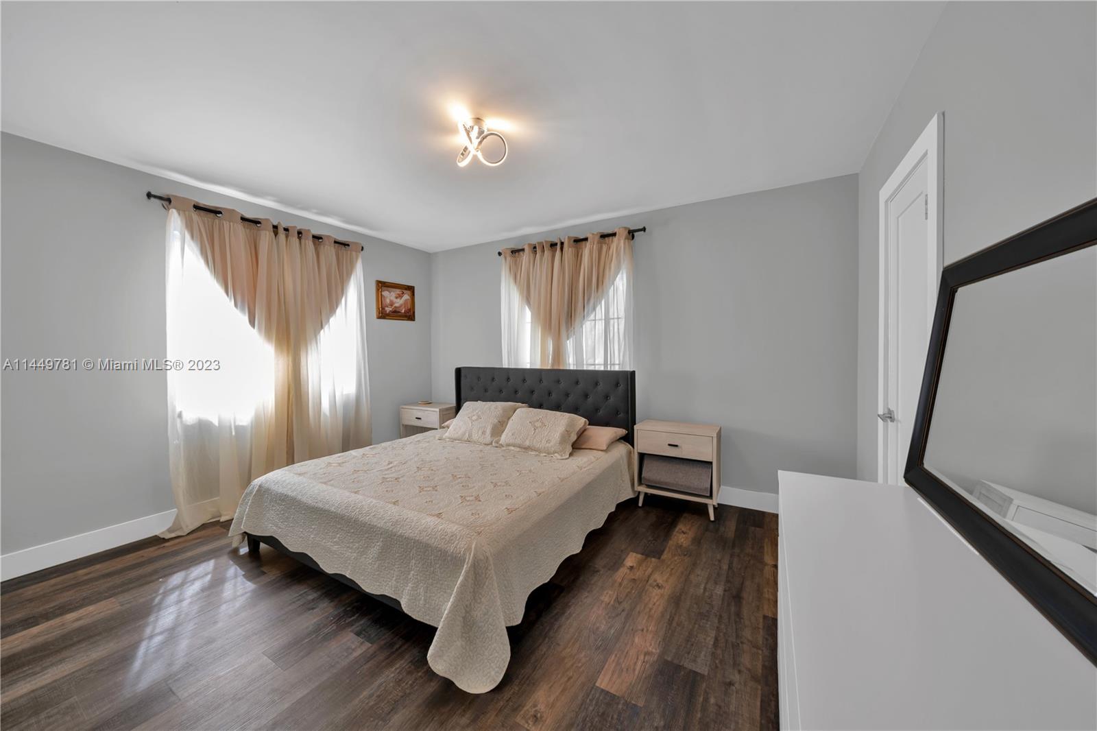 2194 SW 25th Ter
