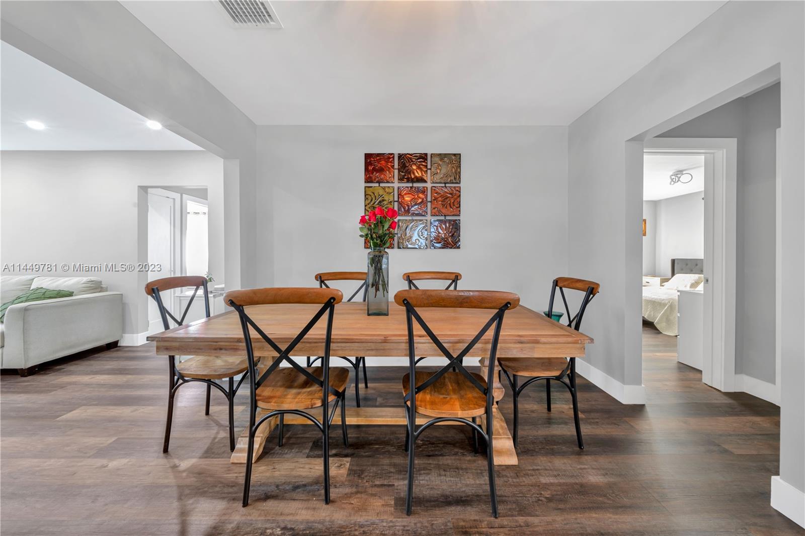 2194 SW 25th Ter