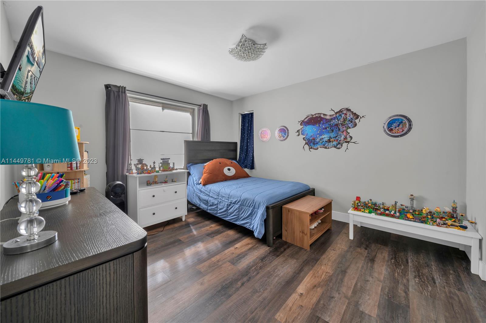 2194 SW 25th Ter