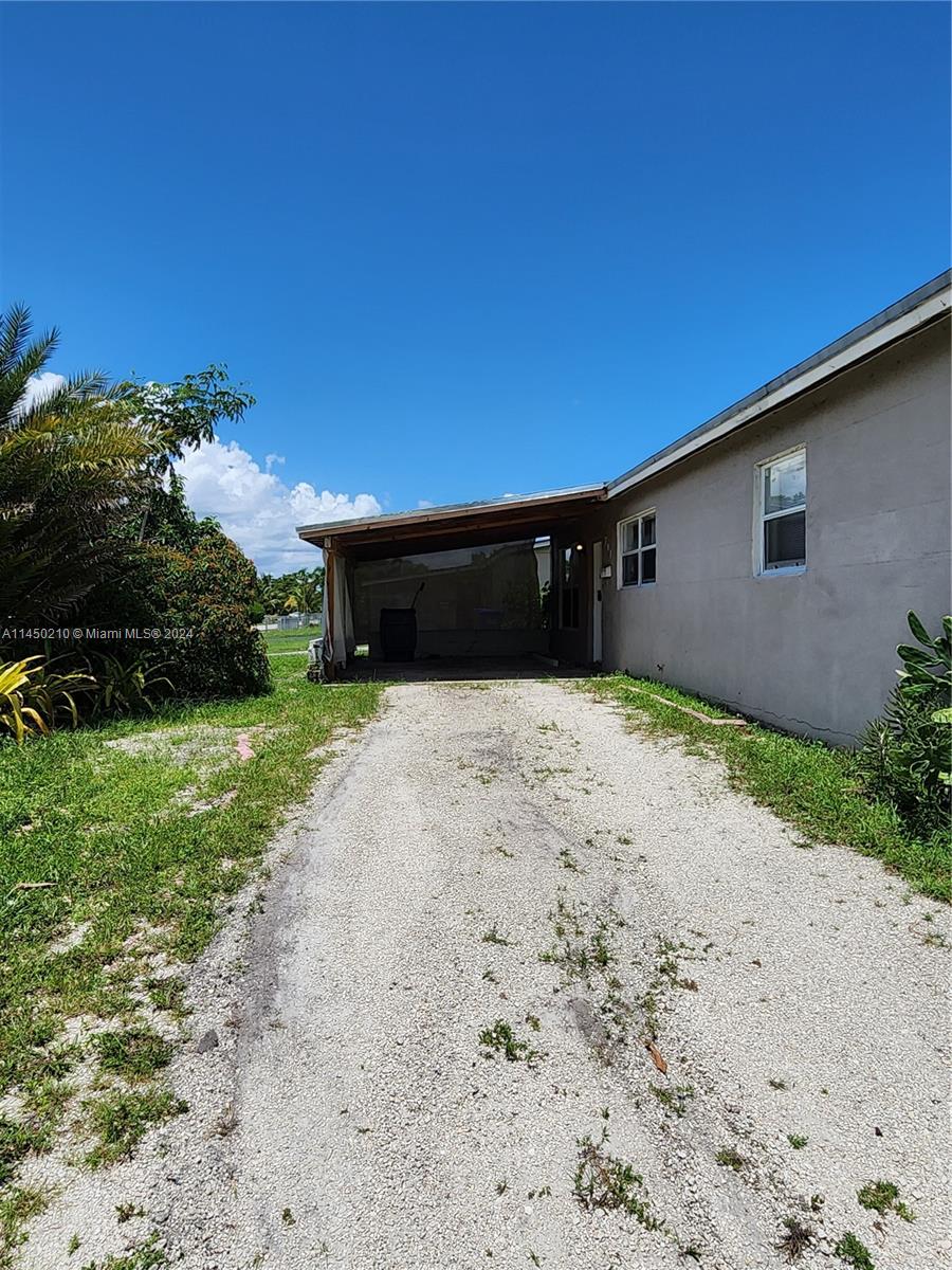 701 N 70th Ave