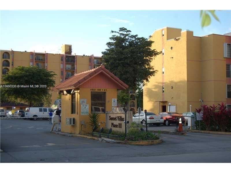4721 NW 7th St # 12 Unit: 101-12