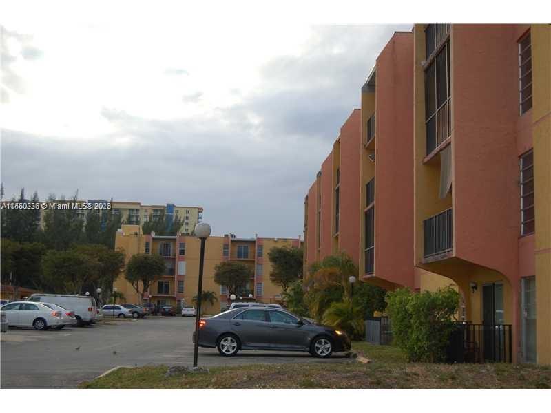 4721 NW 7th St # 12 Unit: 101-12