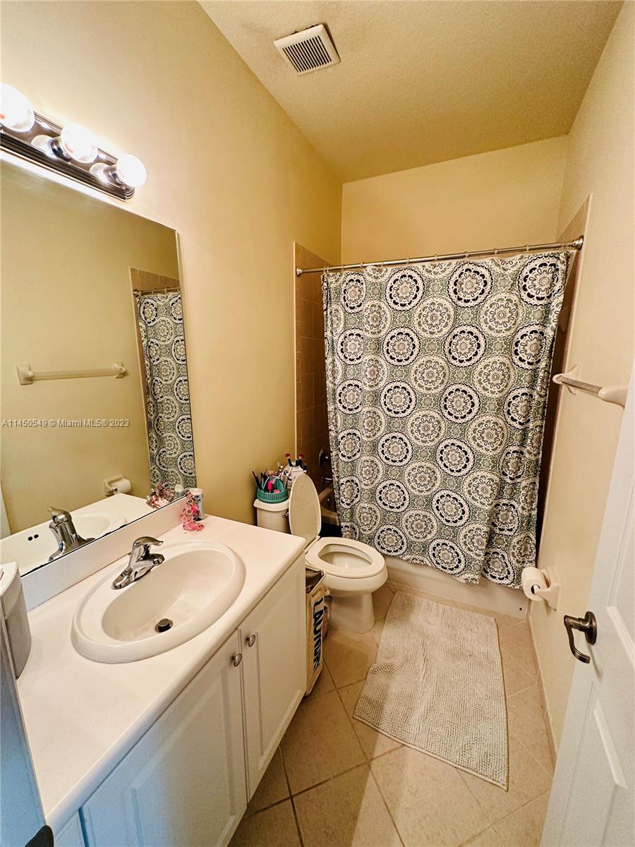 22449 SW 88th Path