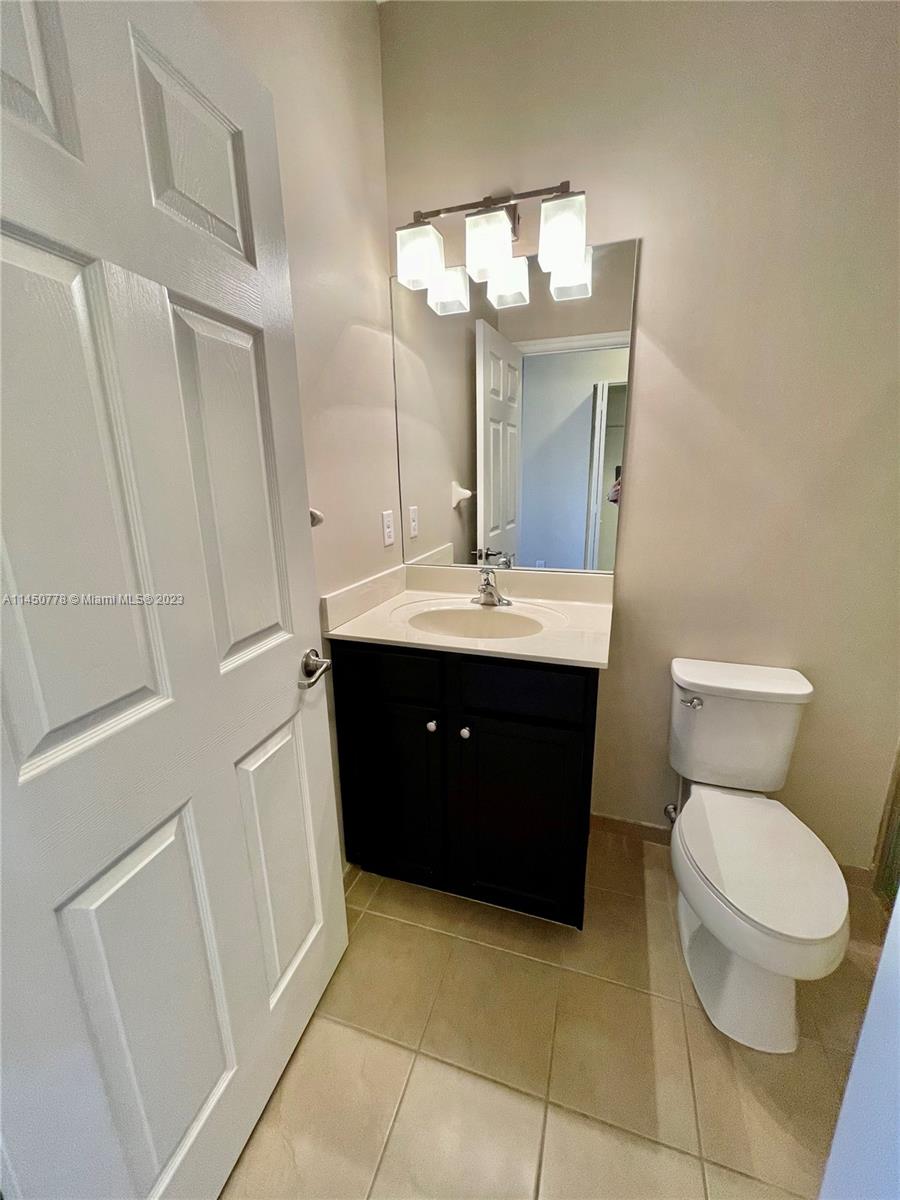 15184 SW 115th Ter Unit: B