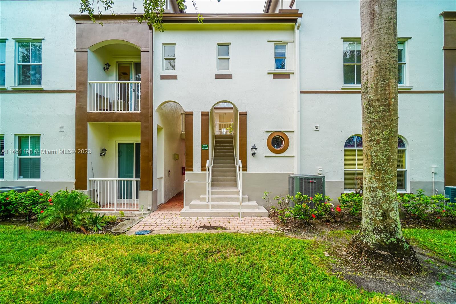 4475 SW 160th Ave # 203