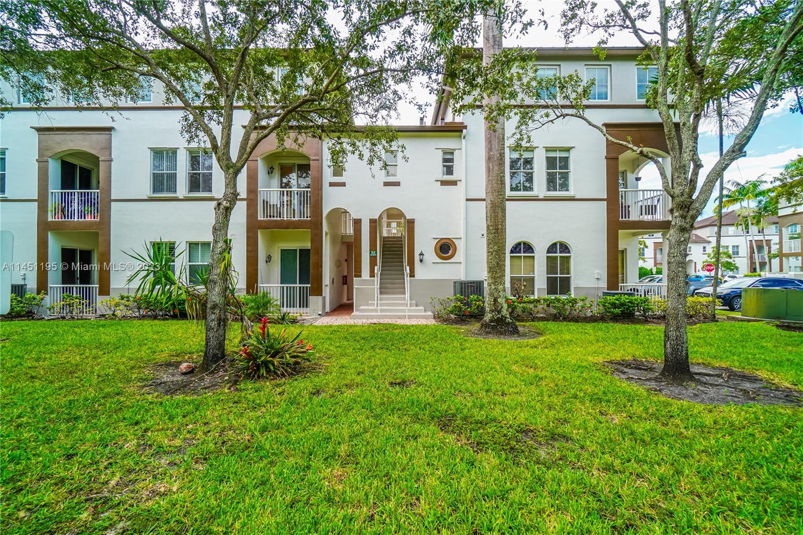 4475 SW 160th Ave # 203