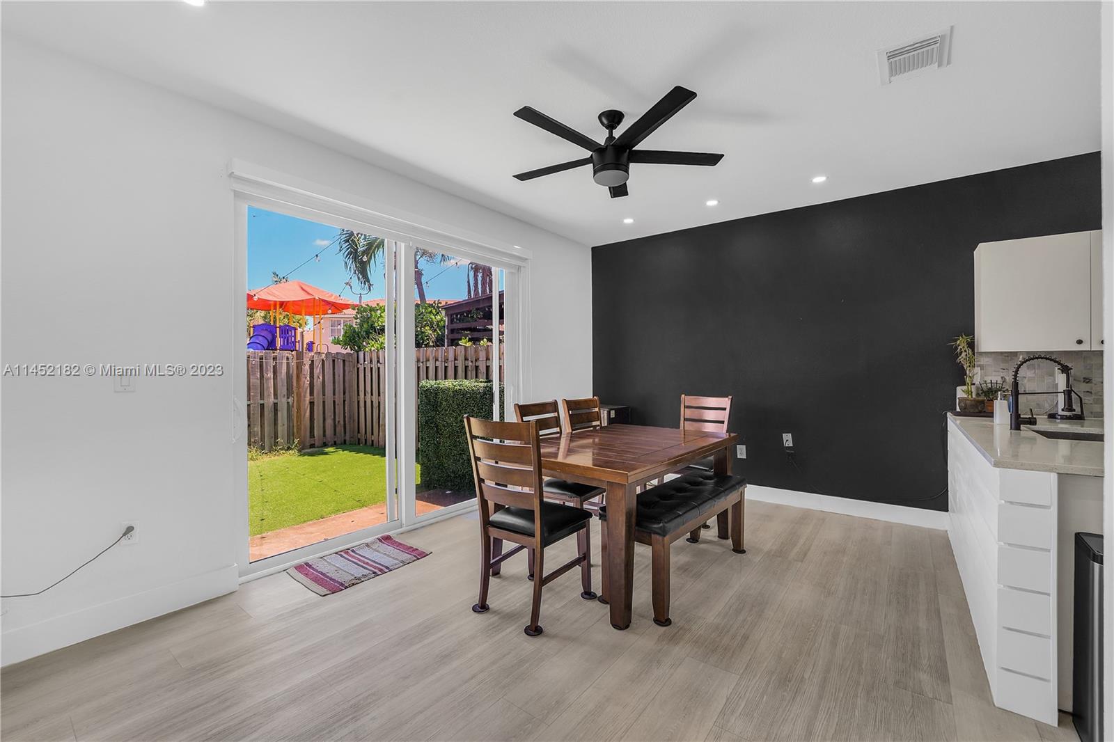 27521 SW 138th Ave Unit: -