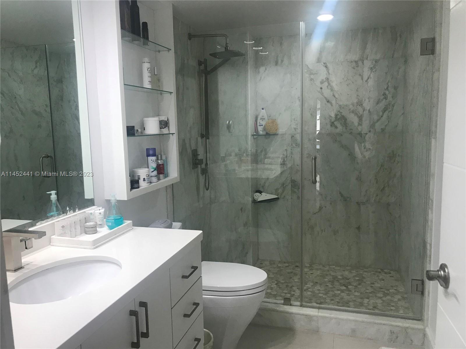 2951 S Bayshore Dr # 904