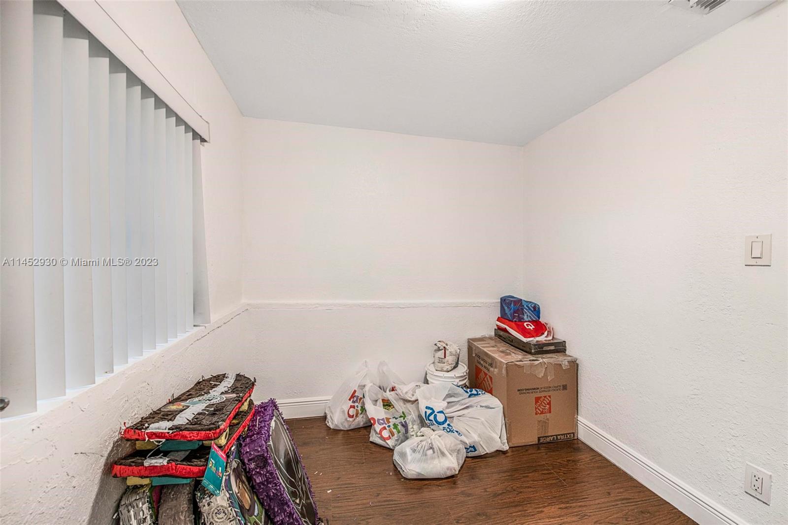 1617 NW 44th St
