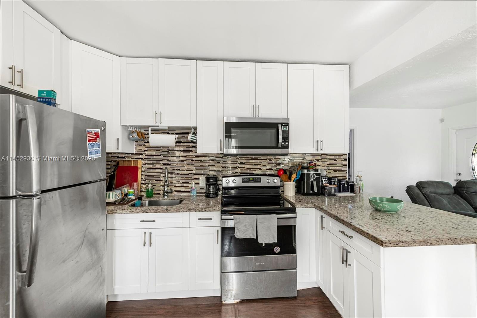 1617 NW 44th St