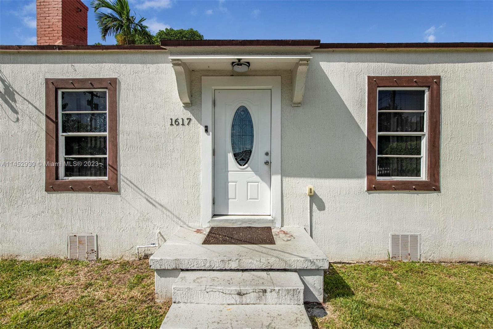 1617 NW 44th St
