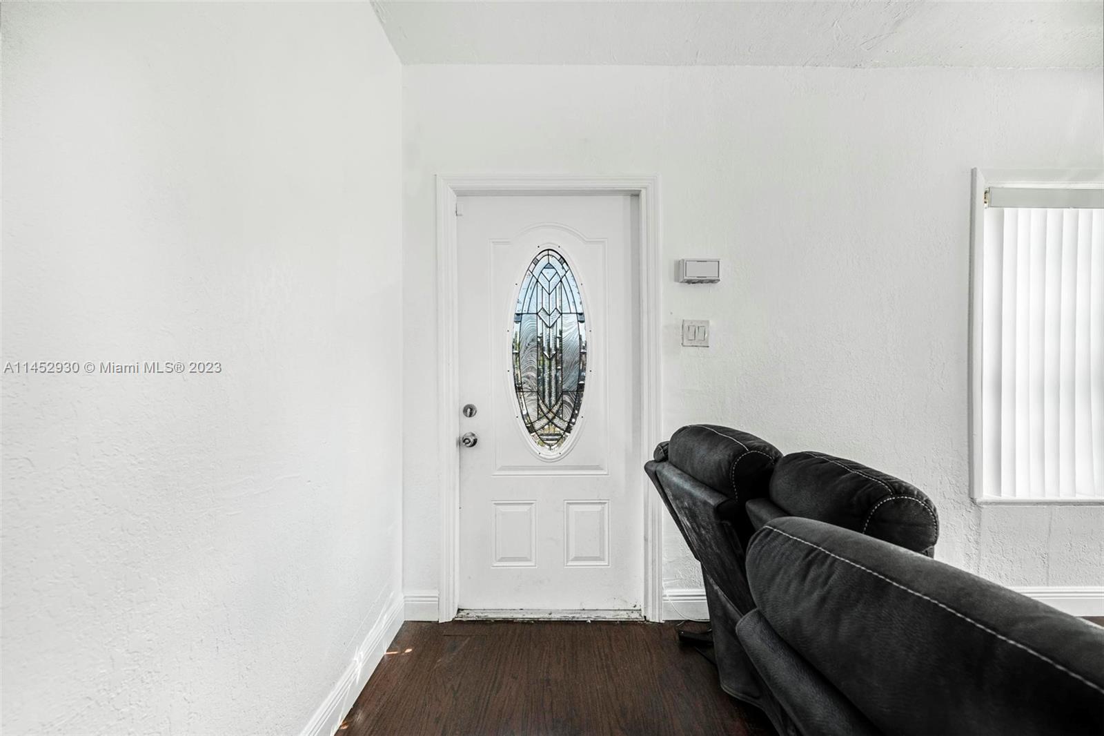 1617 NW 44th St