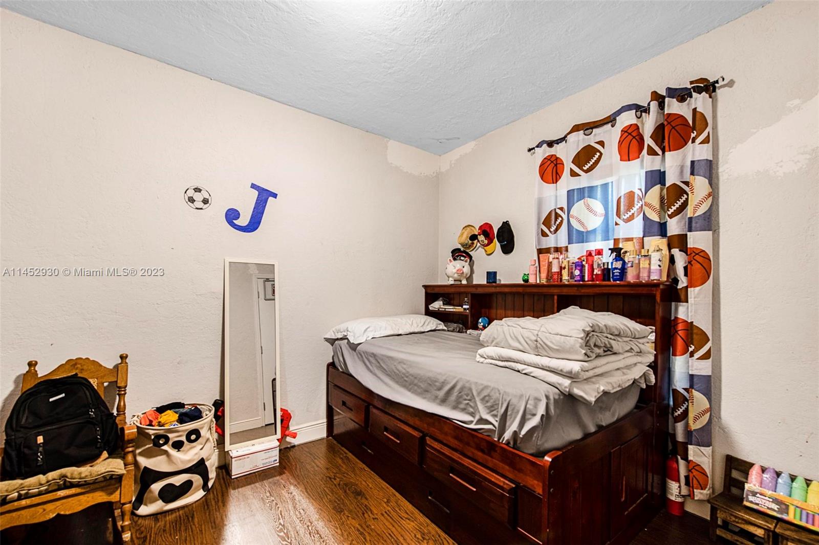 1617 NW 44th St