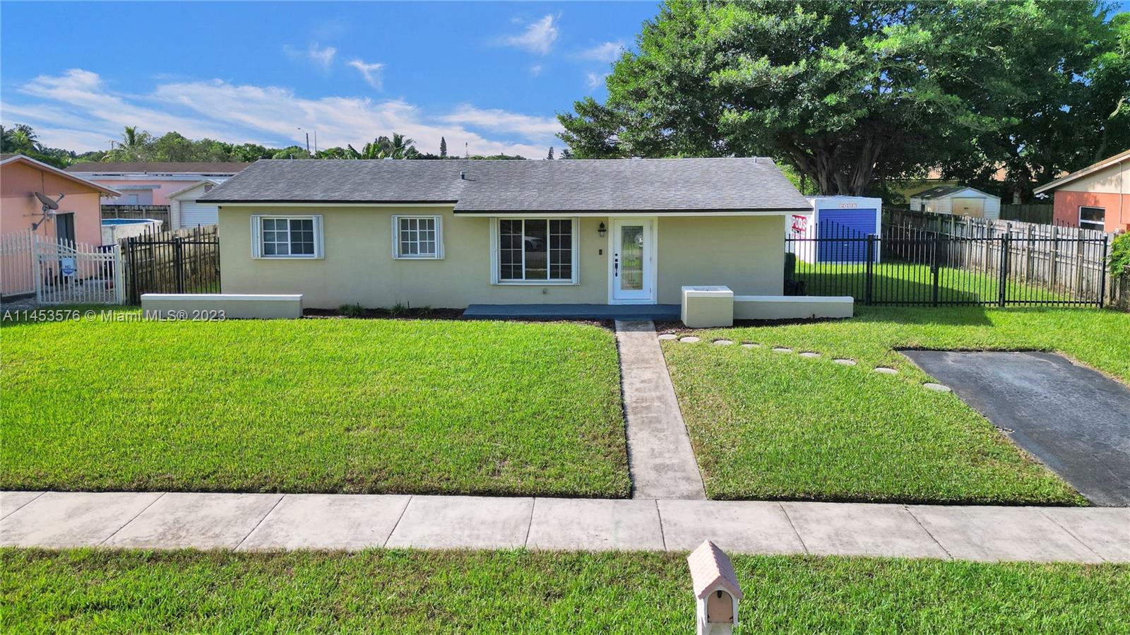 3510 NW 197th St