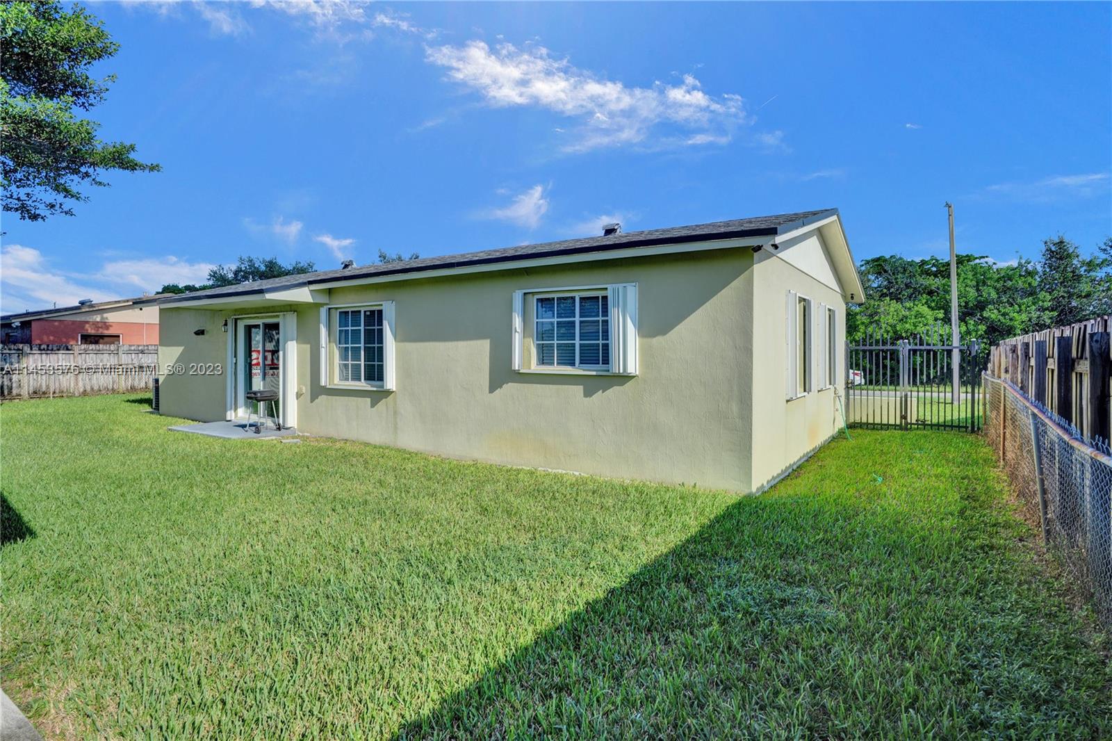 3510 NW 197th St