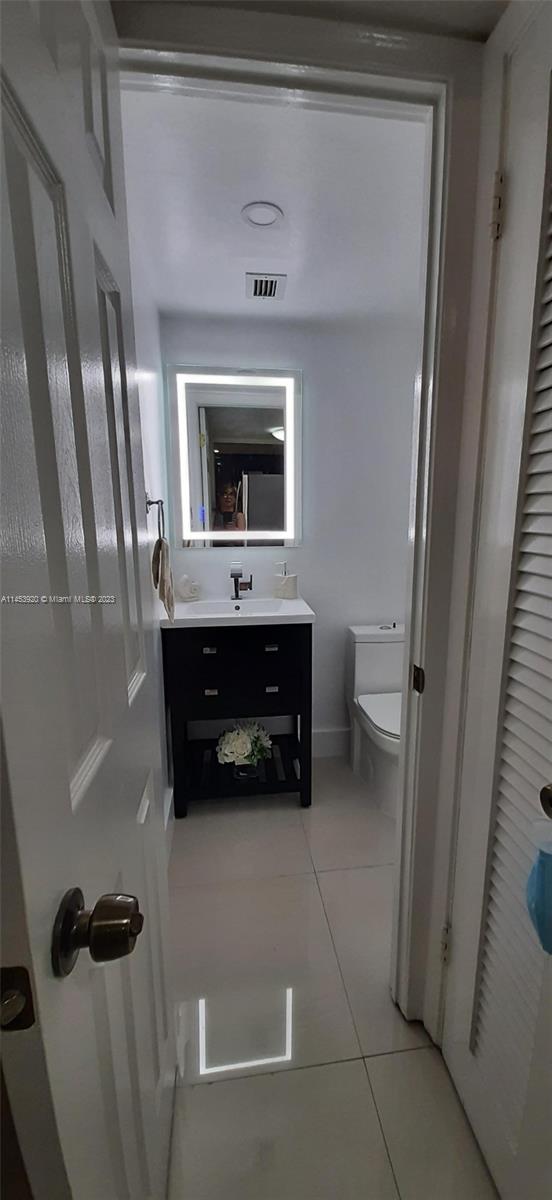 1801 S Ocean Dr # 240