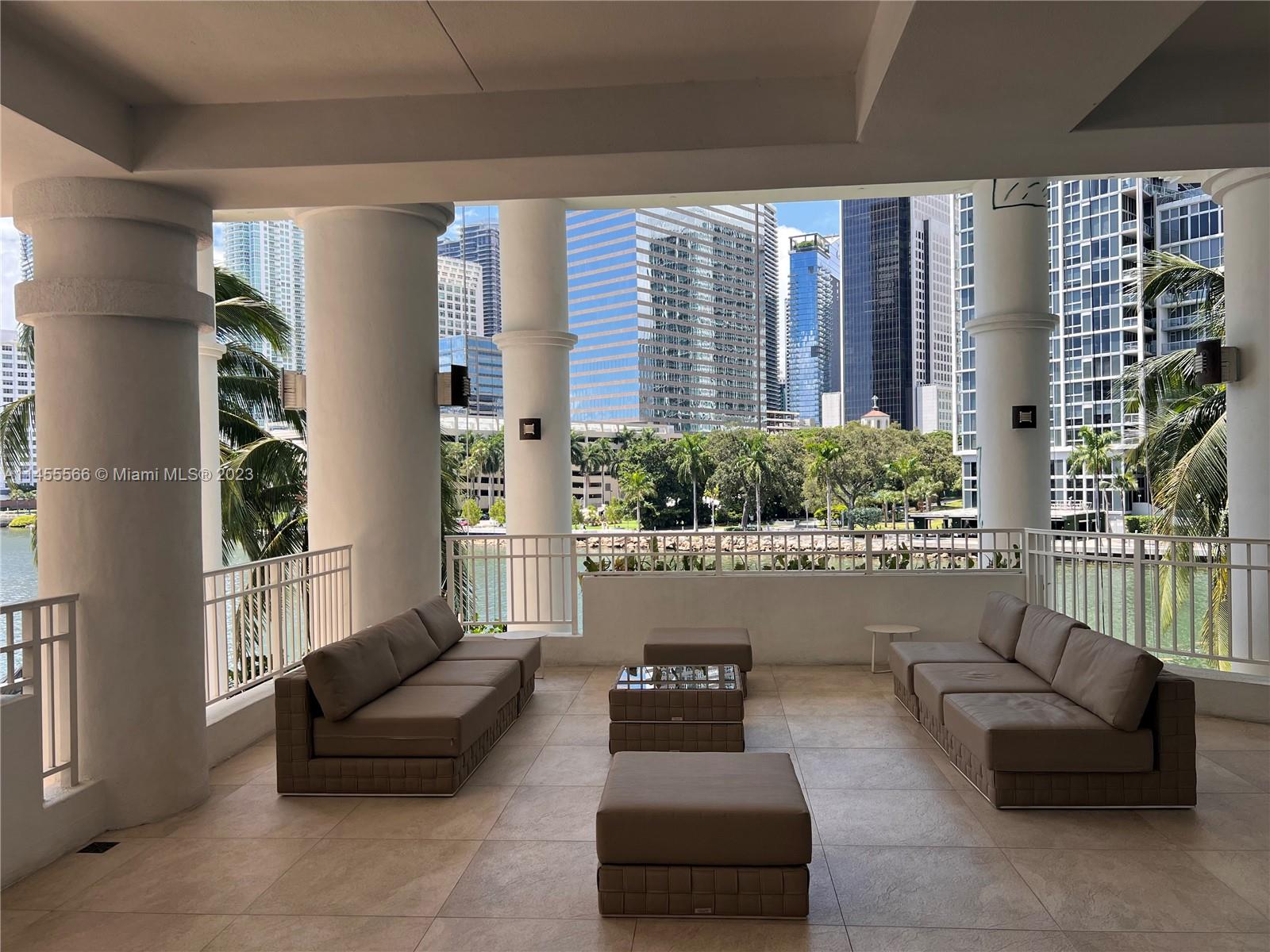 801 Brickell Key Blvd # 1107