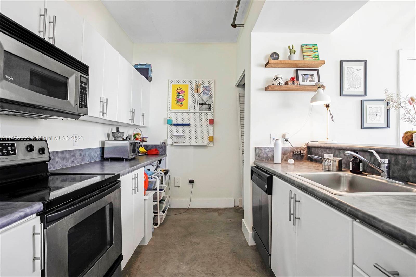 455 NE 25th St # 605