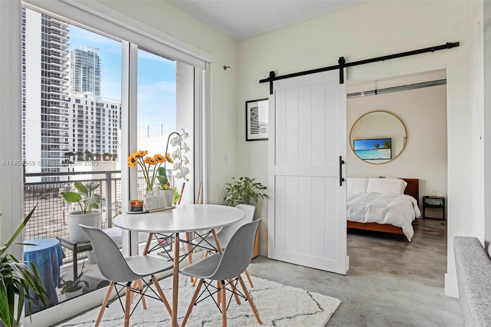 455 NE 25th St # 605