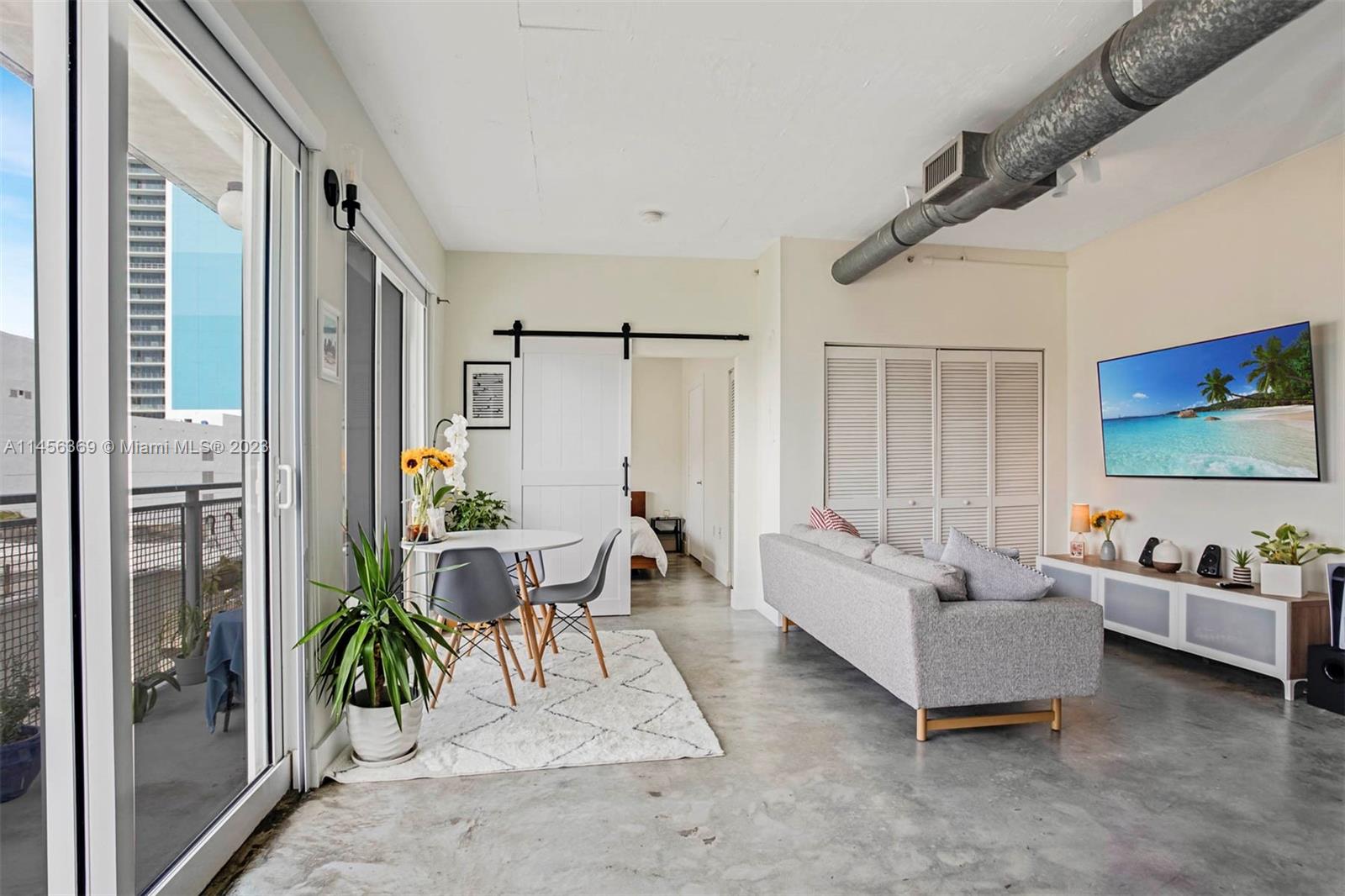 455 NE 25th St # 605