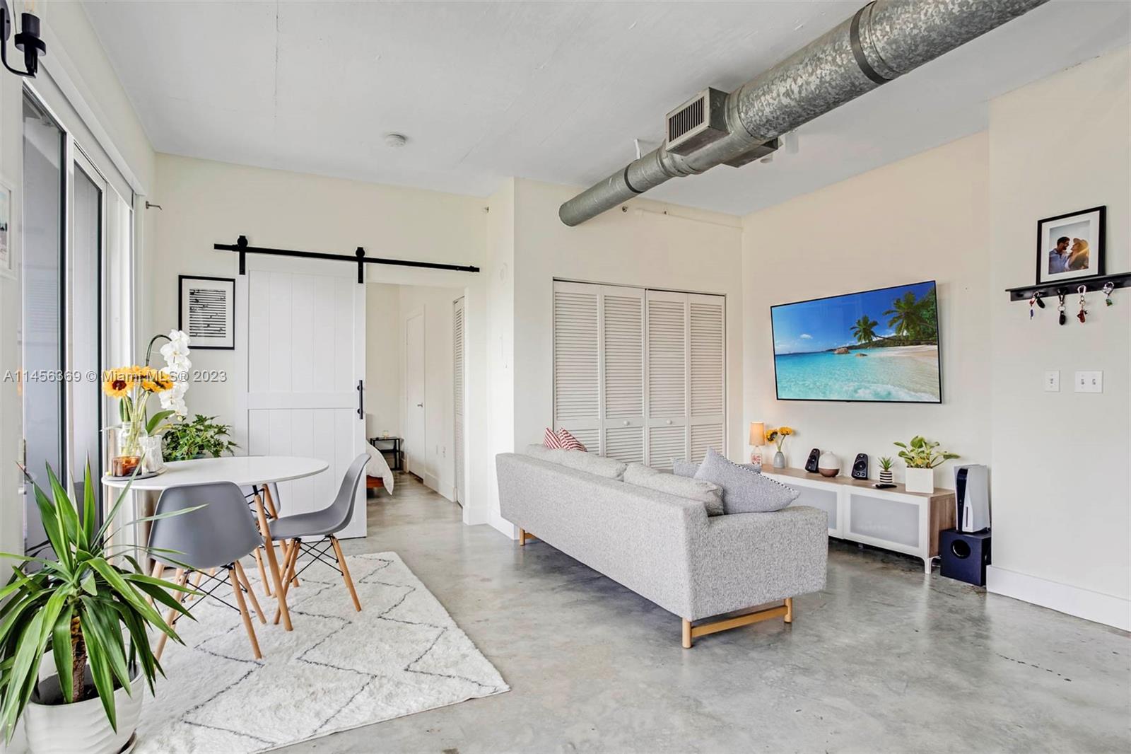 455 NE 25th St # 605