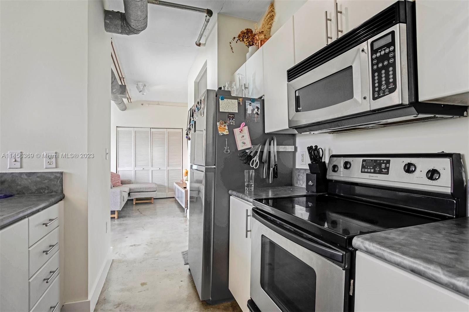 455 NE 25th St # 605