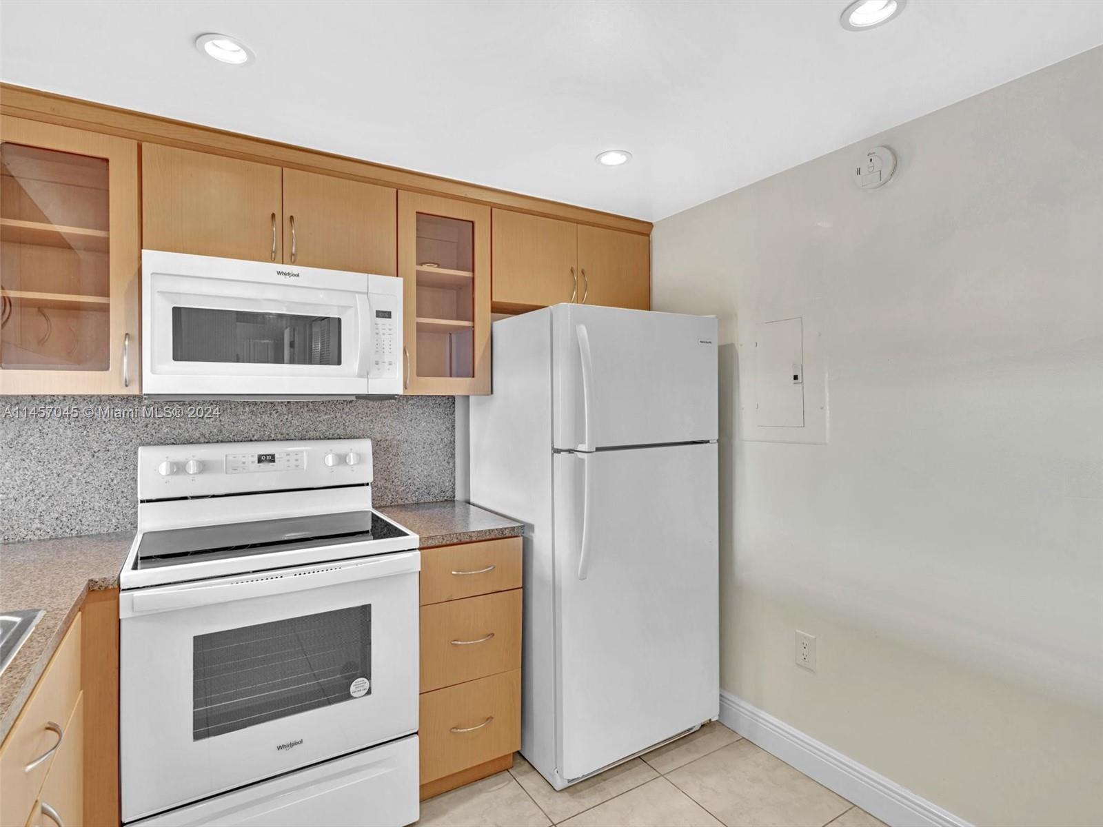 16465 NE 22nd Ave # 408