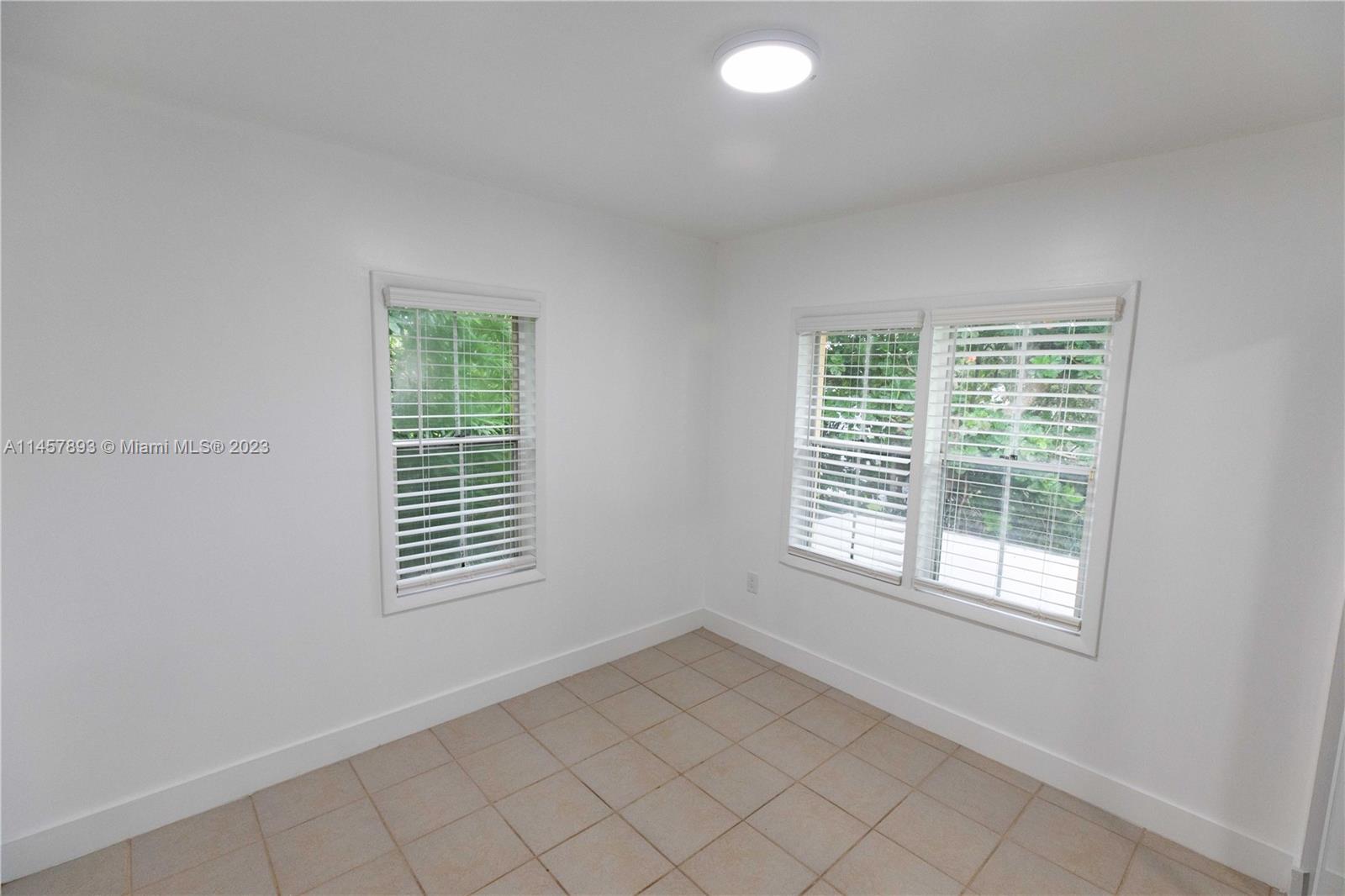 3445 Franklin Ave # A