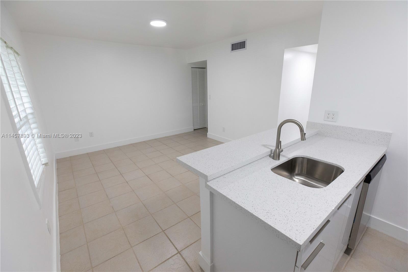 3445 Franklin Ave # A