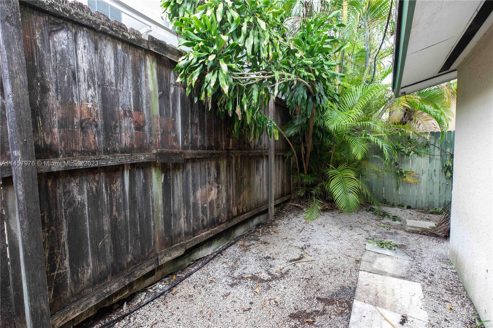 2949 Day Ave # 2949
