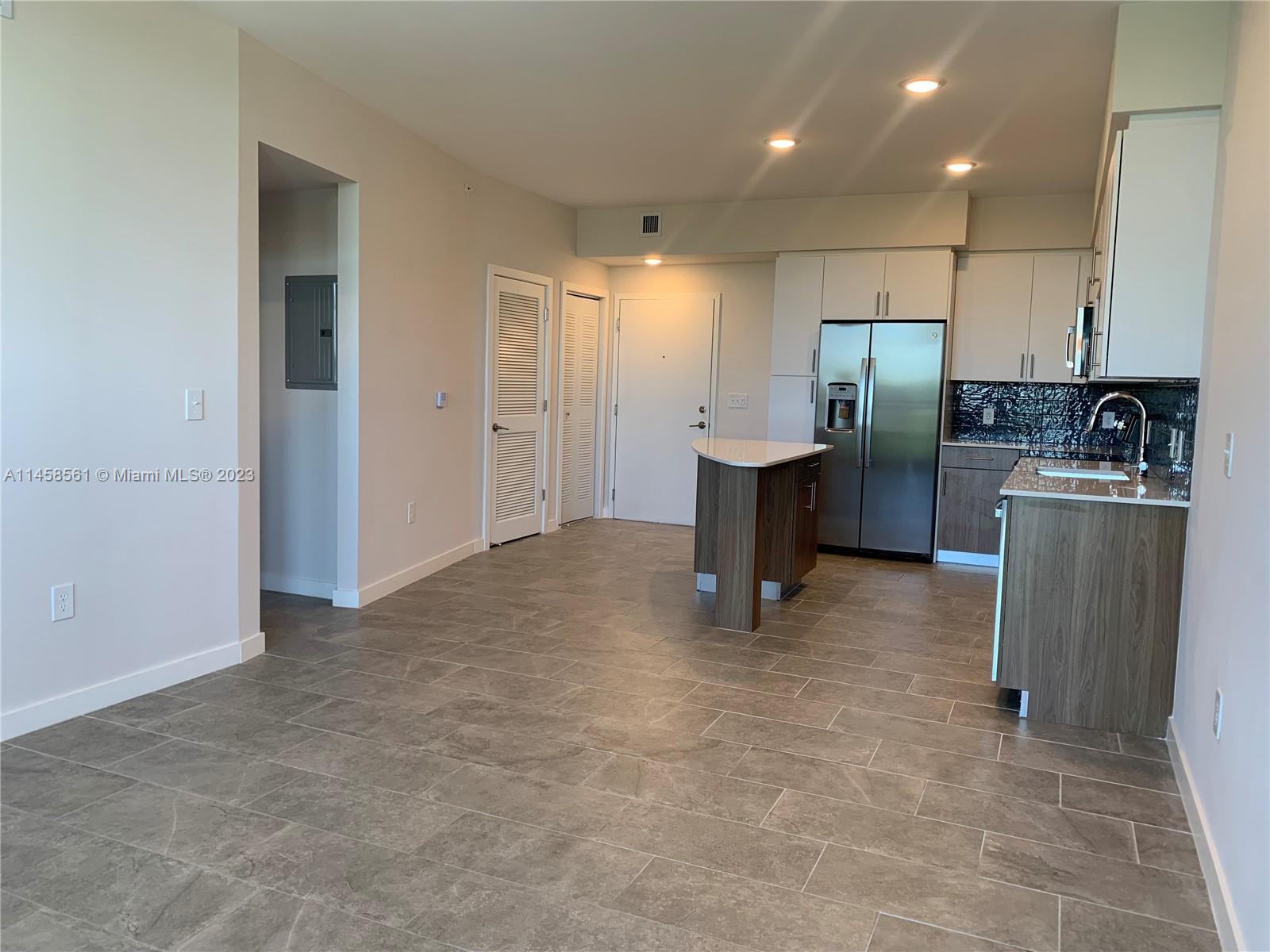 2500 SW 22nd Ter # 520