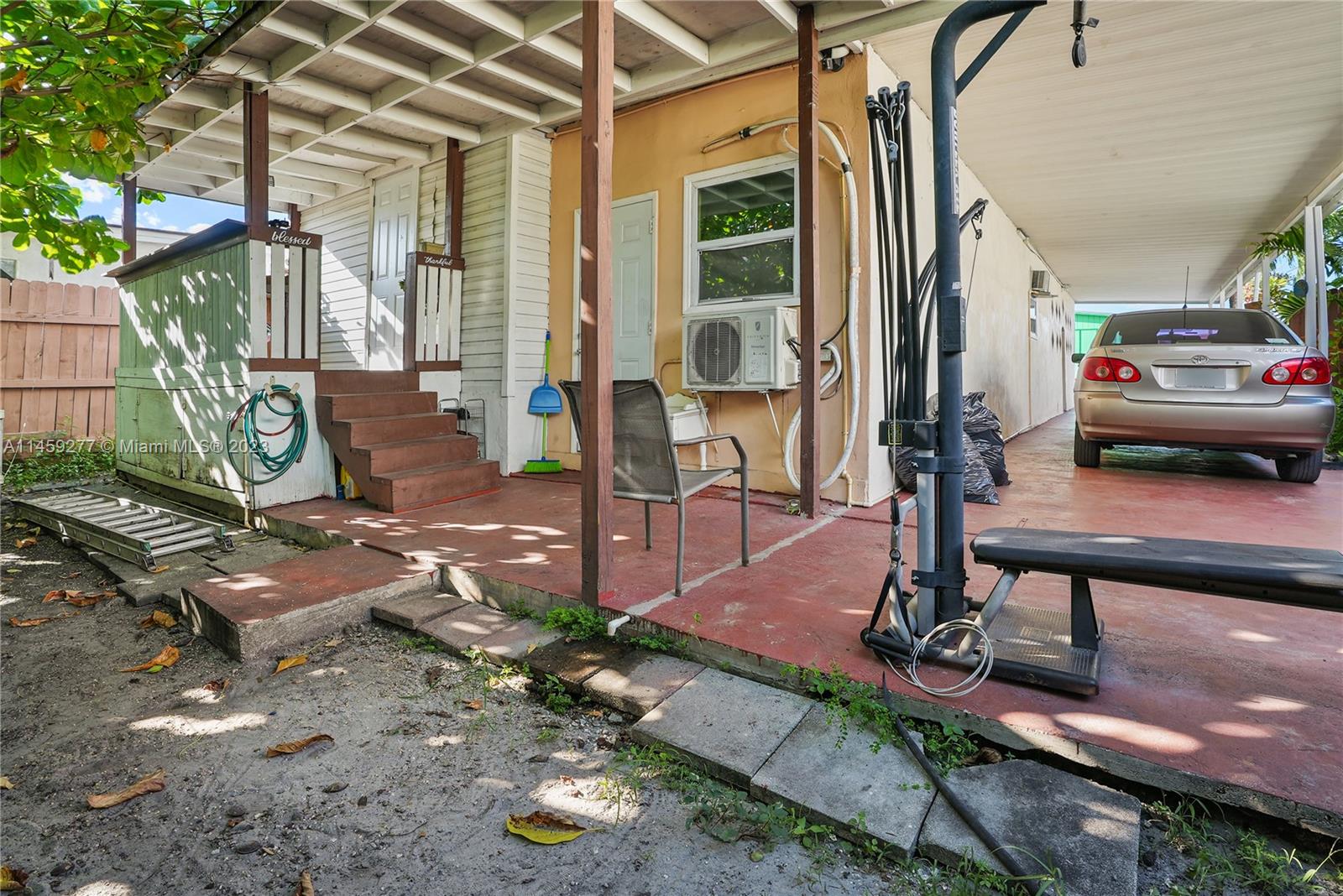 12401 W OKEECHOBEE RD LOTE 19