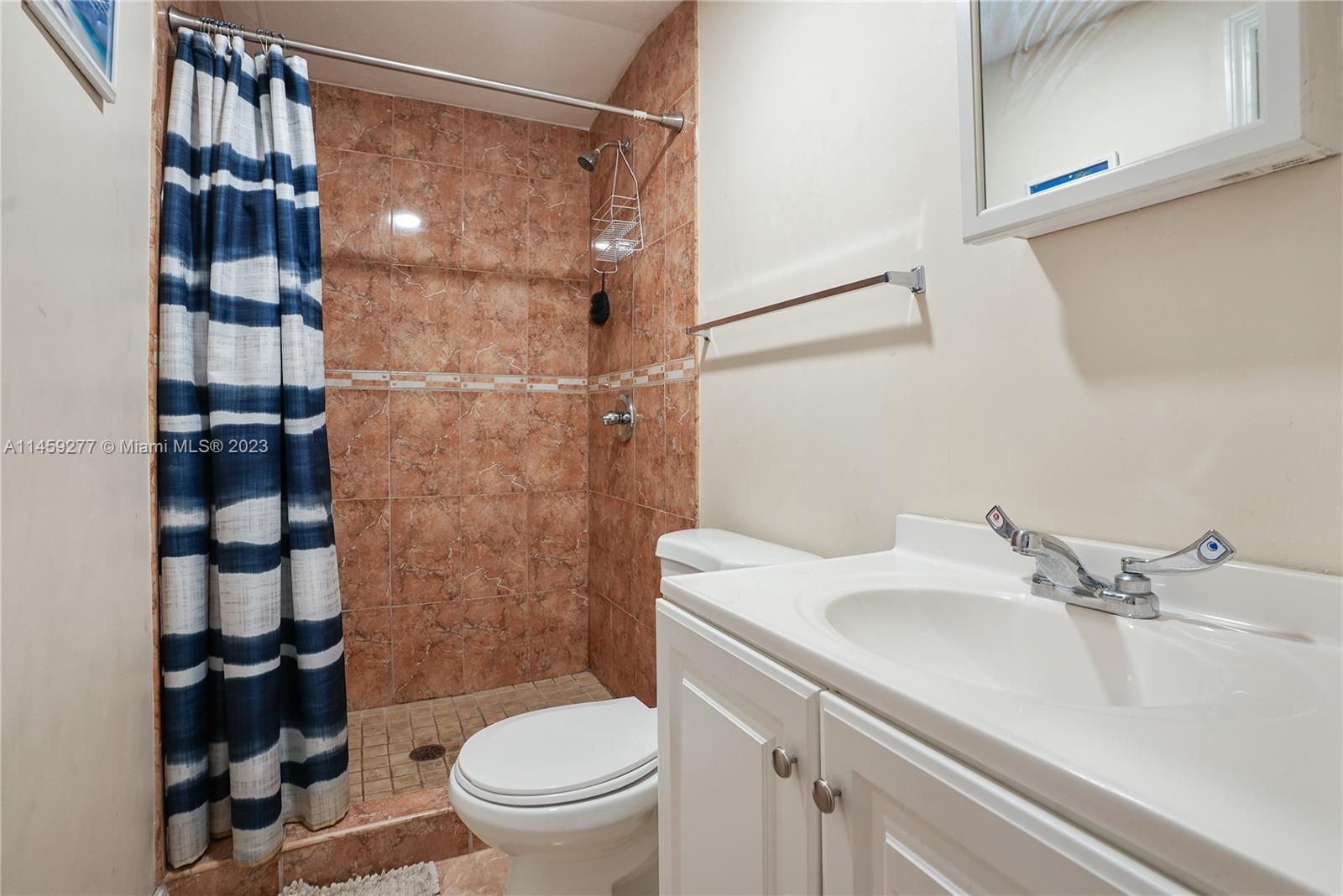 12401 W OKEECHOBEE RD LOTE 19