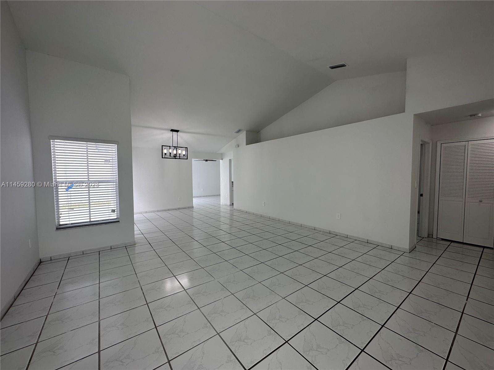 14311 SW 90th Ter