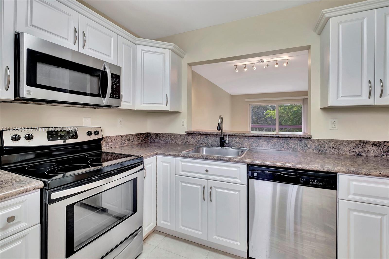 8103 Camino Real # 414 Unit: C-414