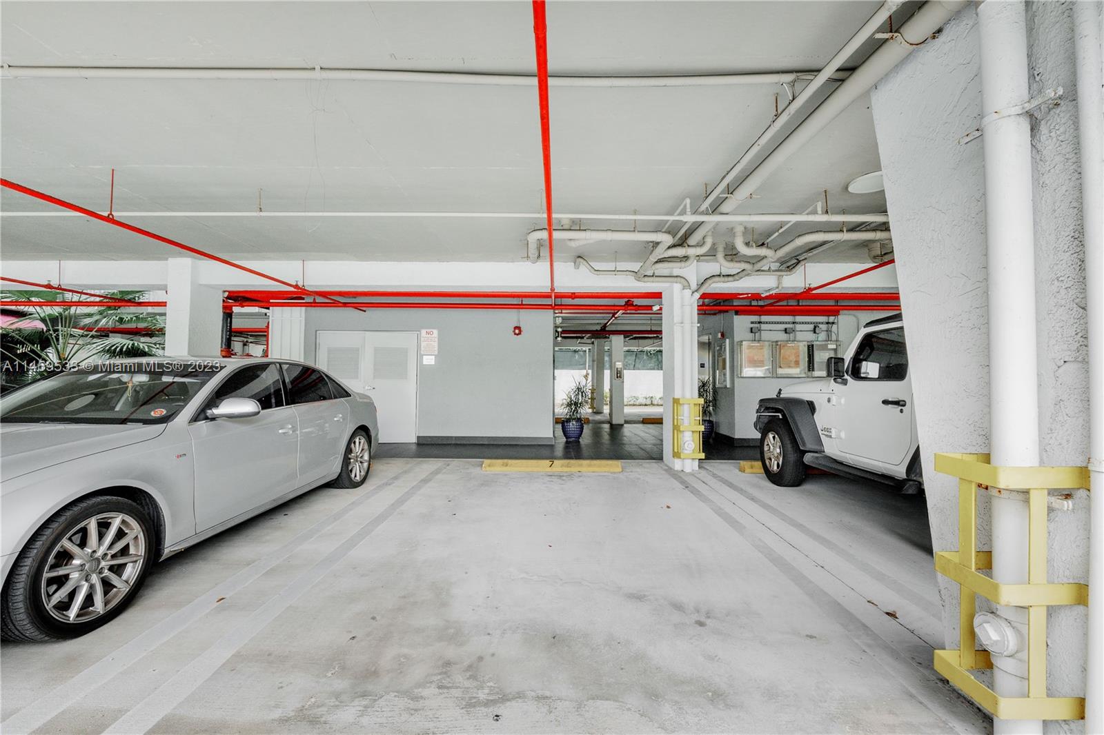 1650 Brickell Ave # 104